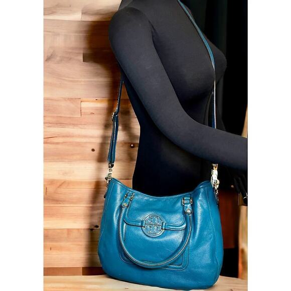 Tory Burch Amanda Classic Handle Hobo Bag - Picture 10 of 14